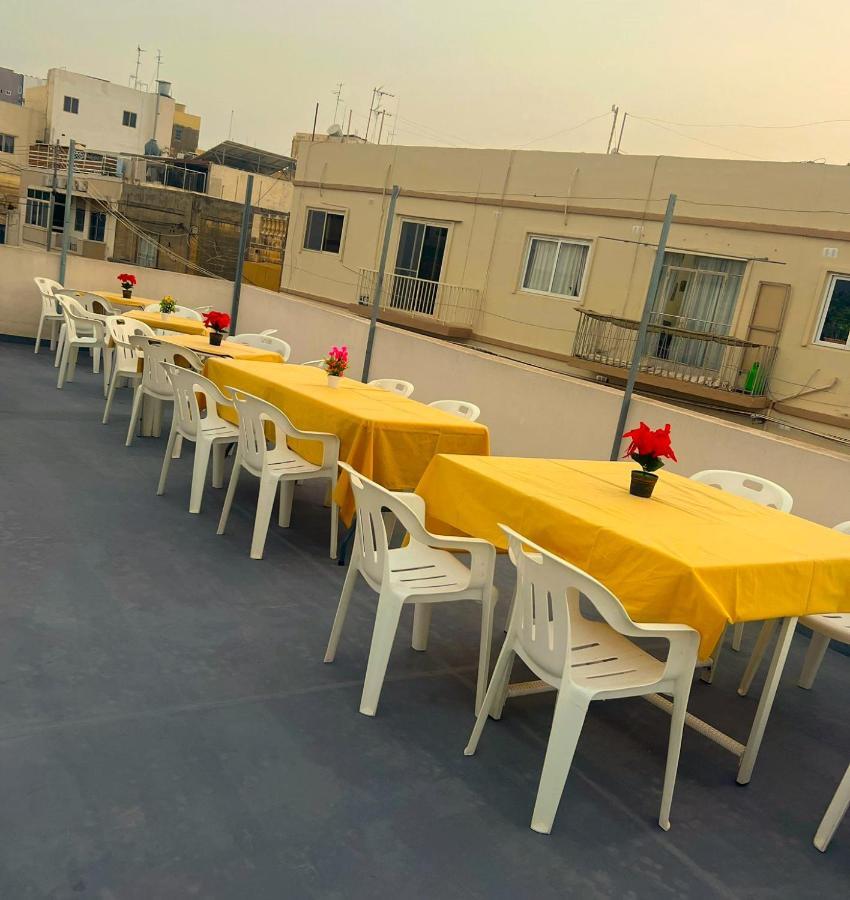 Smart Hostel Birkirkara Eksteriør bilde