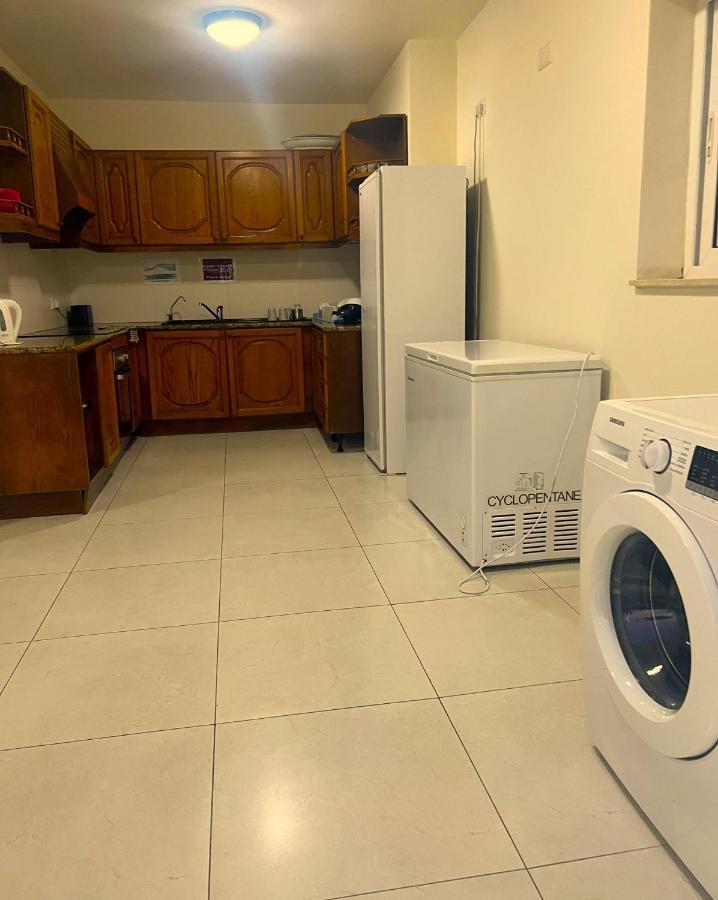 Smart Hostel Birkirkara Eksteriør bilde
