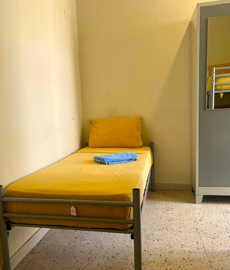 Smart Hostel Birkirkara Eksteriør bilde